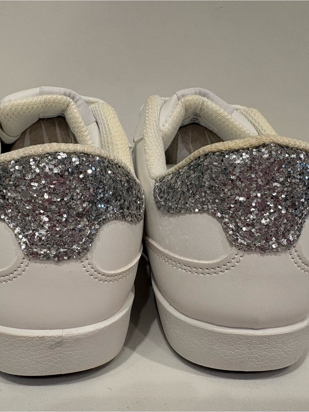 TIMEJOY White Sneakers with Silver Glitter Star Size 6 NWT - Picture 3 of 6